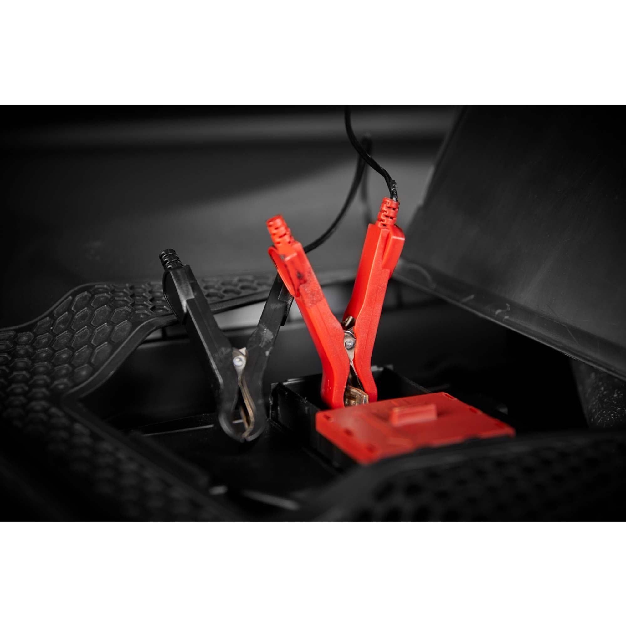 Formula 1 BC260 6.0 Batterieladegerät 6-12V / 6A Formula 1 trailerteile.eu.