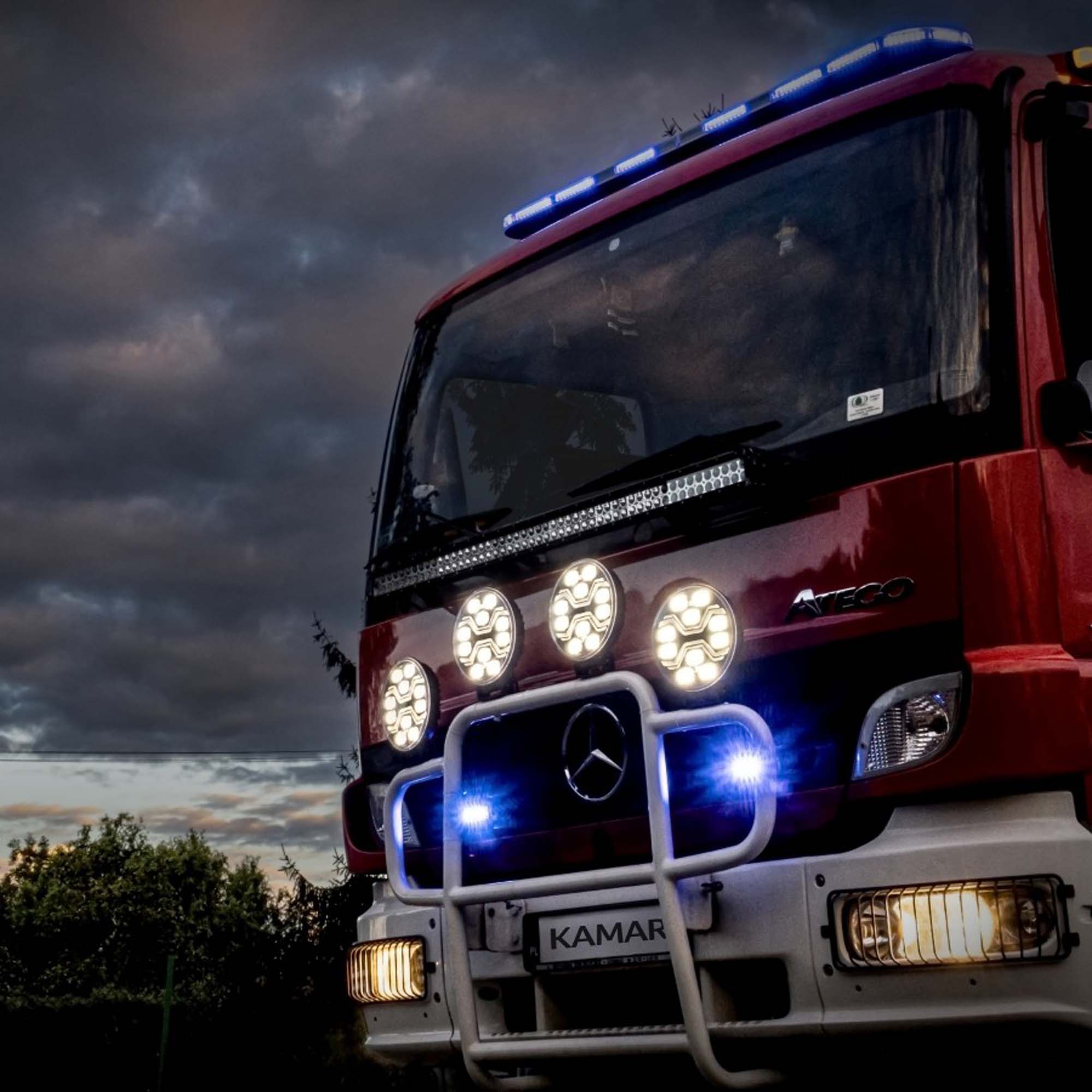 80W LED Zusatzscheinwerfer X-SPIDER TOXIC 12 - 24W KAMAR trailerteile.eu.