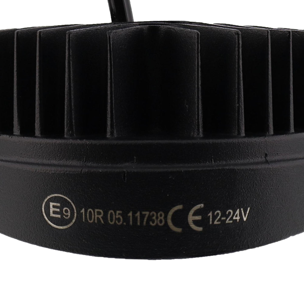 LED 24W Arbeitsscheinwerfer 1000lm 12-24V Rund Ø105mm Techni-Power trailerteile.eu.