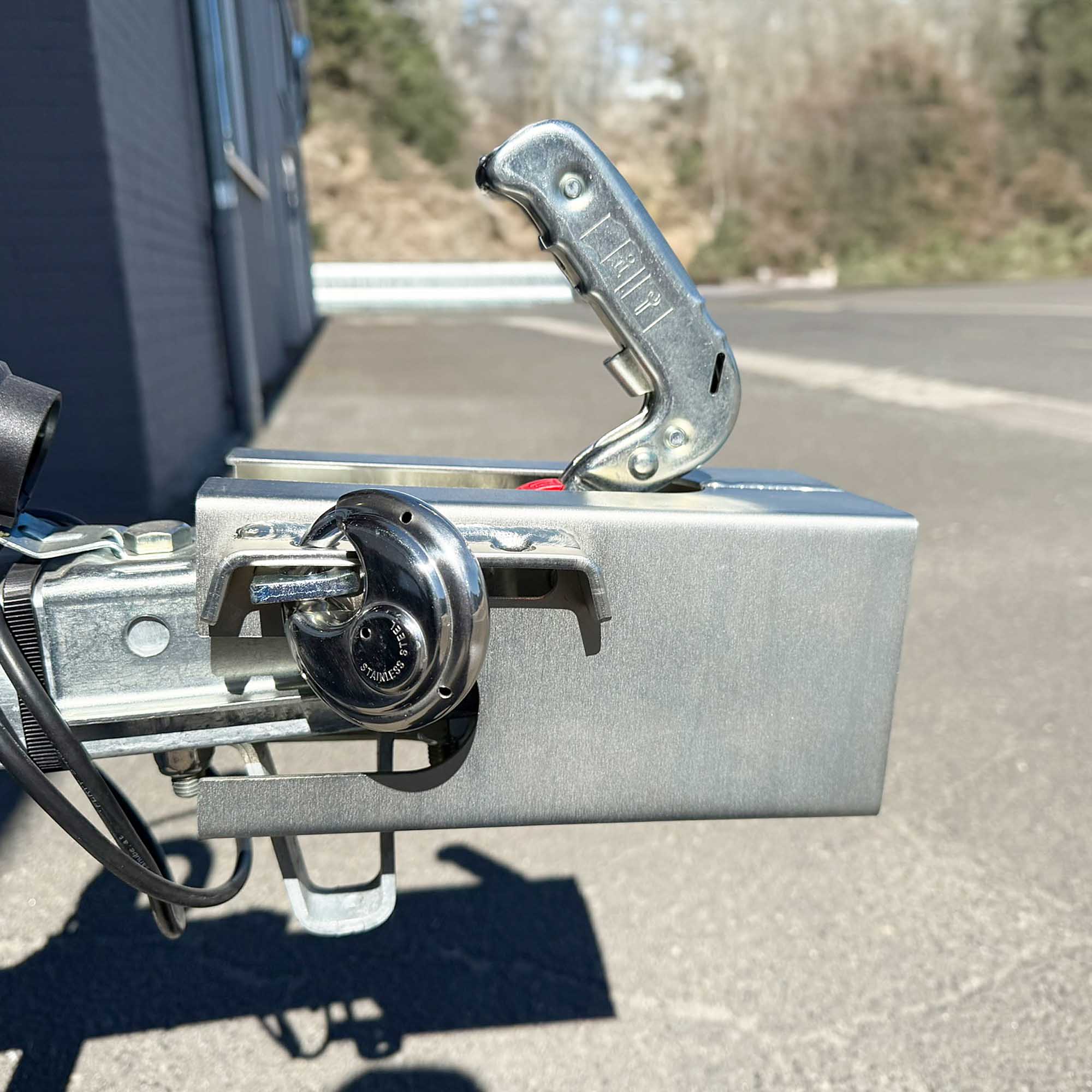 Kastenschloss für Anhänger Diebstahlsicherung mit Riegel und Schloss